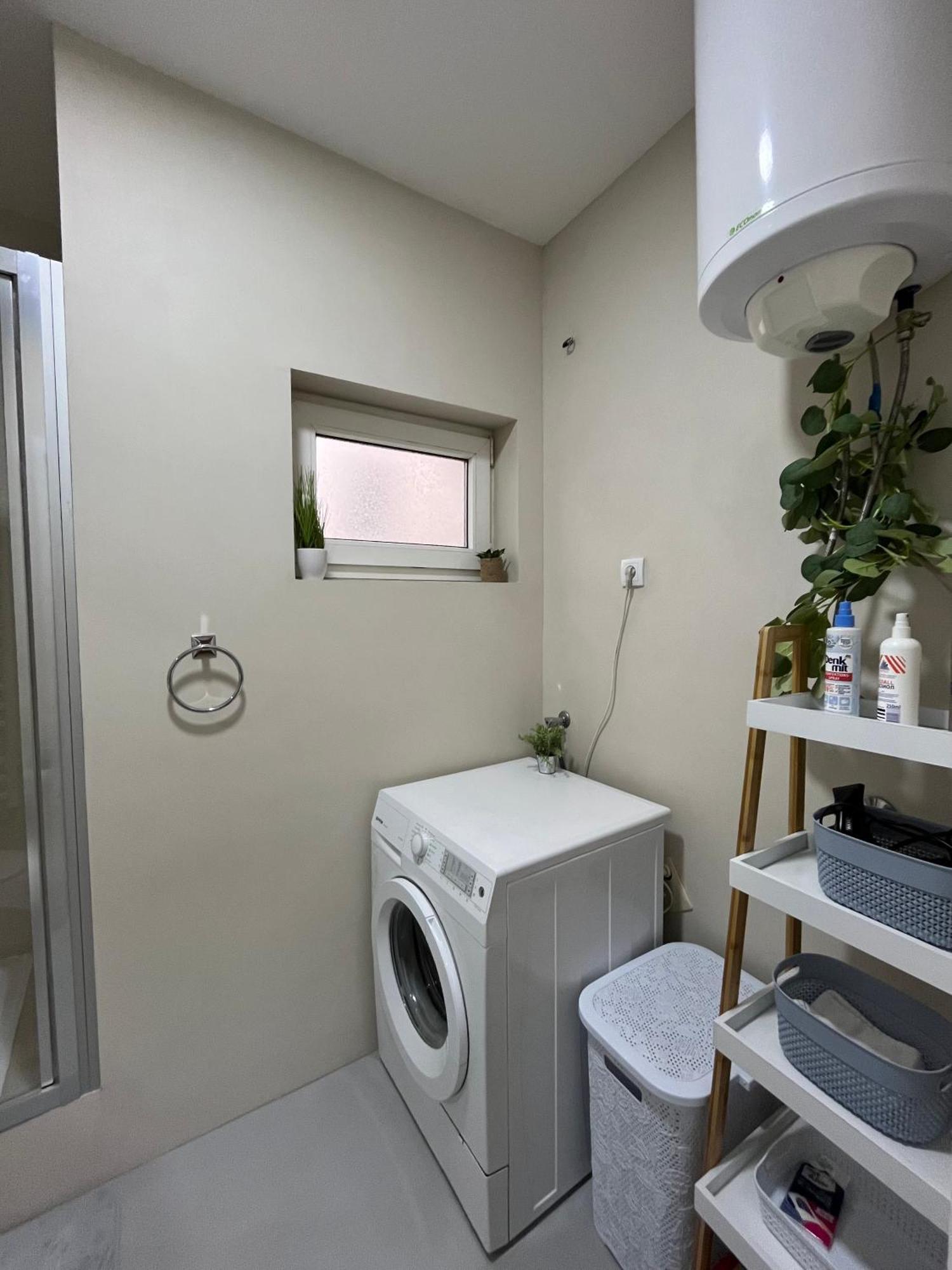 Apartment Vera With Free Garage Nowy Sad Zewnętrze zdjęcie